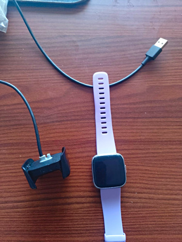 Fitbit versa smartwatch 40mm - 2,